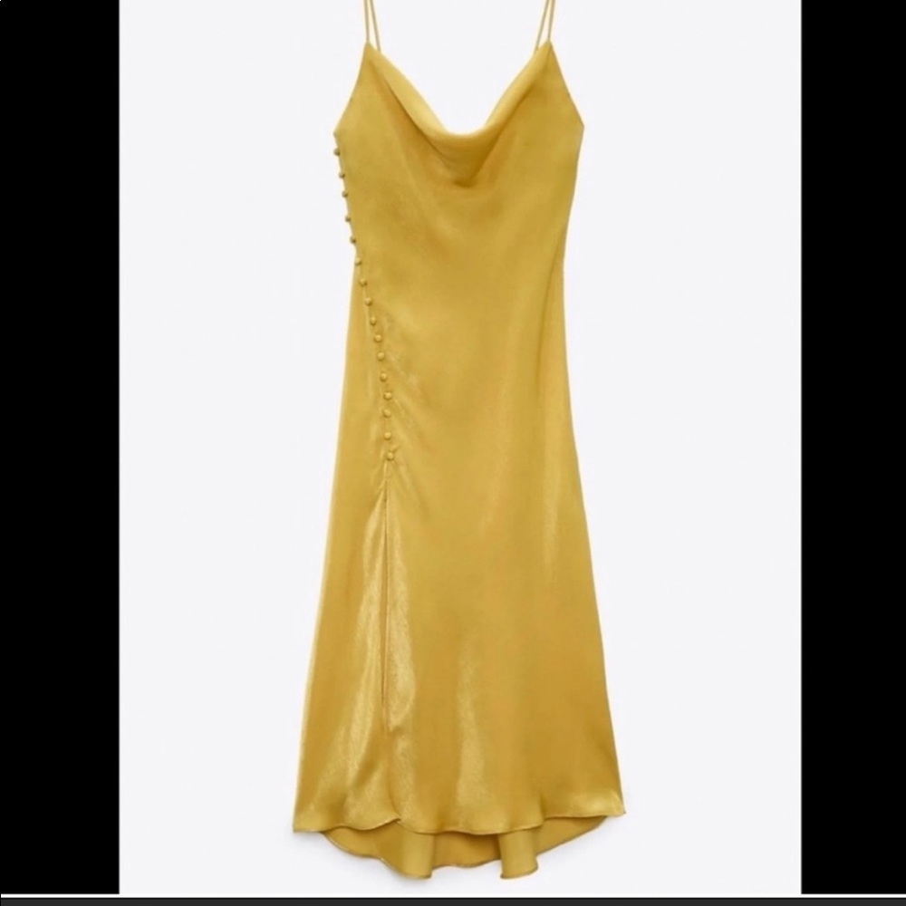 📫 SOLD 📫 Brand new Zara dress size extra small. Yellow color